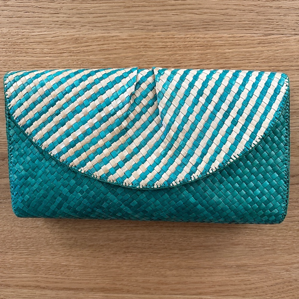 Natural Fiber Woven Green Clutch